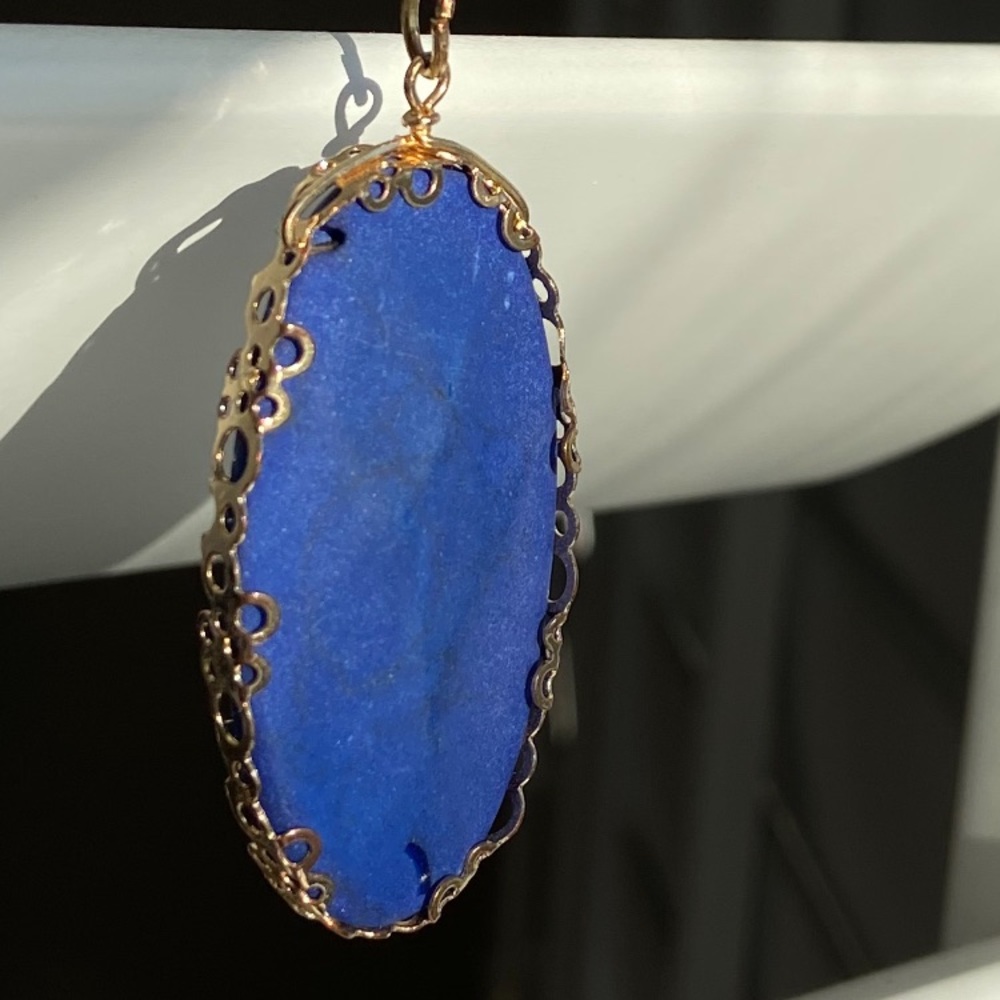 Charming Charlie LONG Blue Pendant Necklace